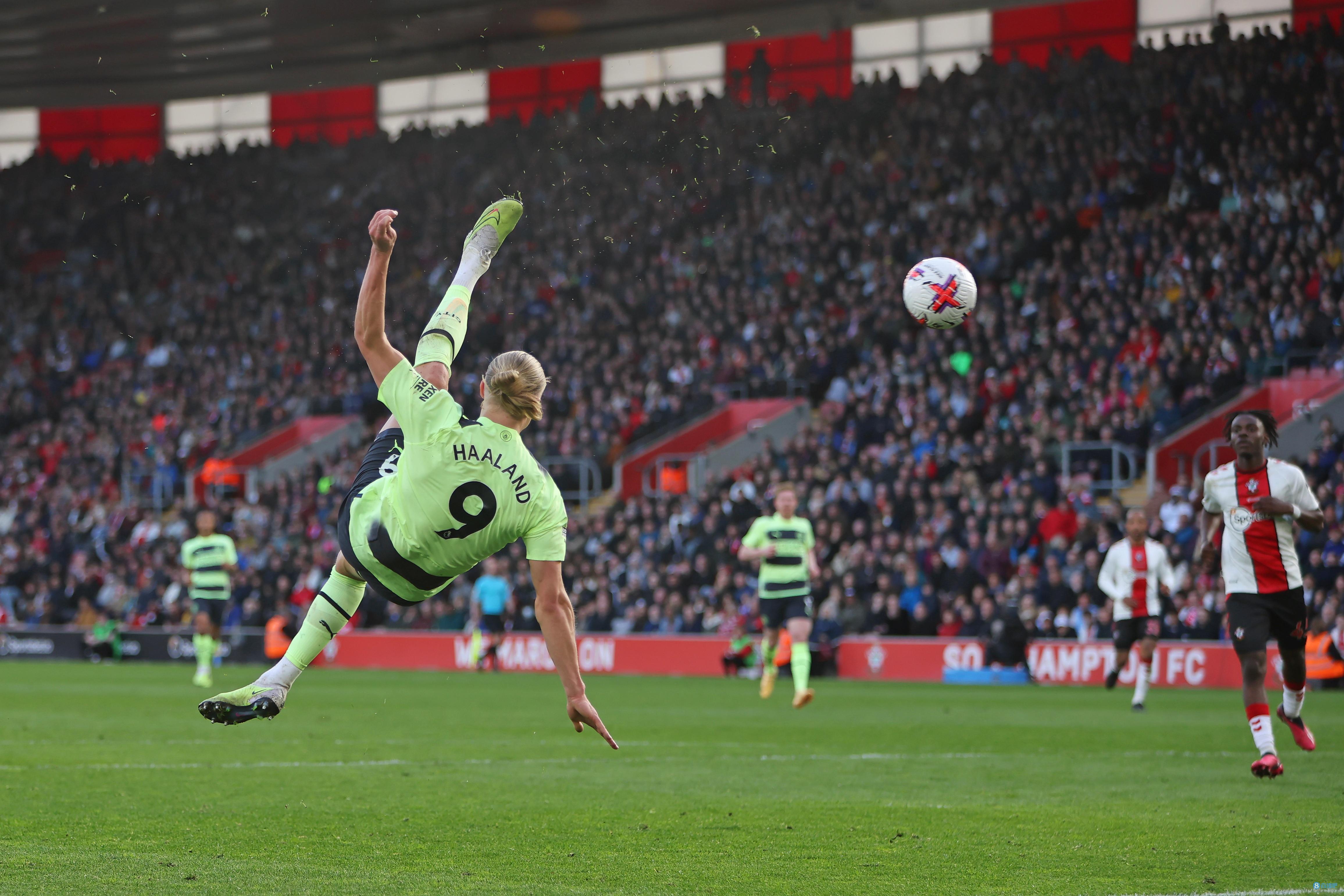 热苏斯否认离队传闻：我和枪手的合同到2027年，到时再说（热苏斯回应转会流言：与枪手合约至2027，届时再作决定）