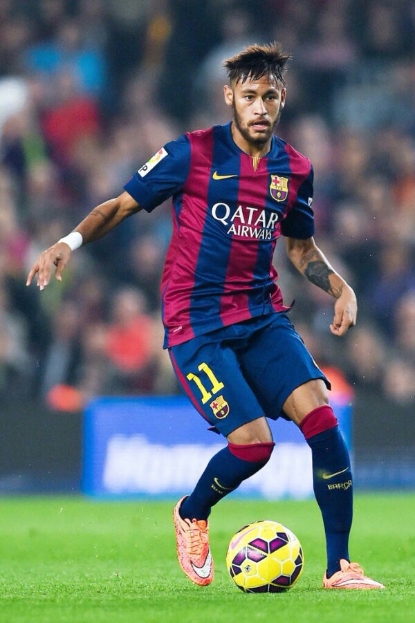 杜兰特中投命中，比赛节奏被点燃（杜兰特中距离跳投命中，比赛节奏瞬间提速）